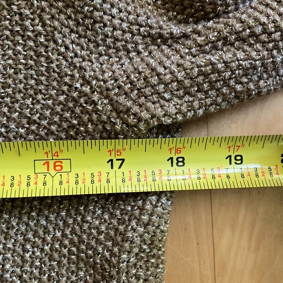 2/$20 Gold Ralph Lauren metallic sweater, sz M - Picture 4 of 8